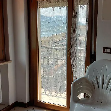 Apartment On The Island